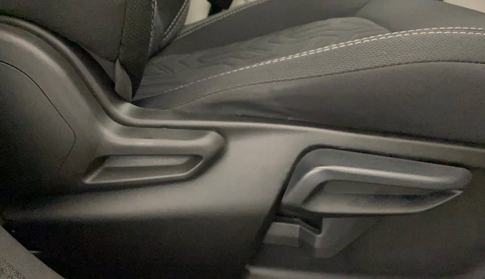 2022 Tata NEXON XZ PLUS PETROL, Petrol, Manual, 24,811 km, Driver Side Adjustment Panel