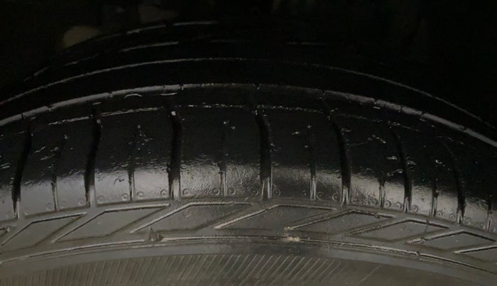 2022 Tata NEXON XZ PLUS PETROL, Petrol, Manual, 24,811 km, Left Front Tyre Tread