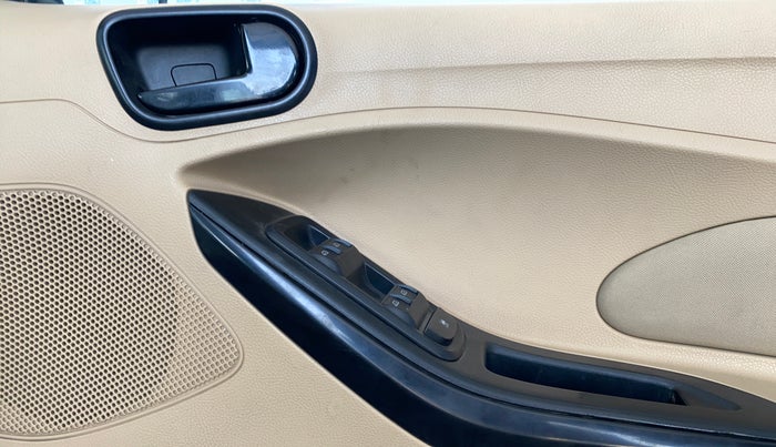 2017 Ford Figo Aspire TITANIUM1.5 DIESEL, Diesel, Manual, 85,825 km, Driver Side Door Panels Control