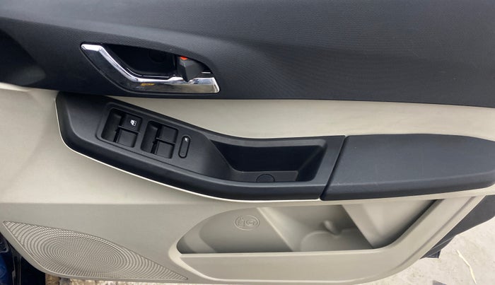2023 Tata Tiago XZA PLUS PETROL, Petrol, Automatic, 10,244 km, Driver Side Door Panels Control