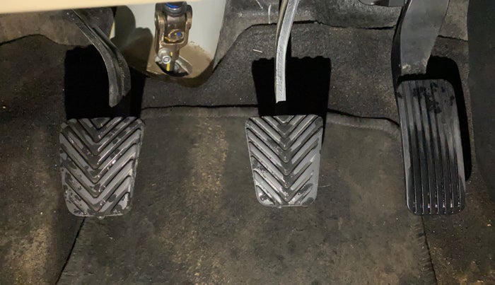 2018 Hyundai Verna 1.6 VTVT SX, Petrol, Manual, 92,675 km, Pedals