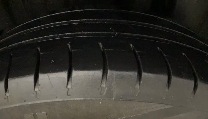 2022 Maruti Baleno DELTA PETROL 1.2, Petrol, Manual, 82,918 km, Left Rear Tyre Tread
