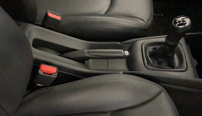 2022 Maruti Baleno DELTA PETROL 1.2, Petrol, Manual, 82,918 km, Gear Lever