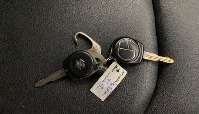 2022 Maruti Baleno DELTA PETROL 1.2, Petrol, Manual, 82,918 km, Key Close Up