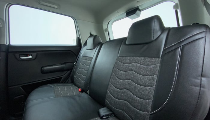 2020 Maruti New Wagon-R VXI 1.0, Petrol, Manual, 15,723 km, Right Side Rear Door Cabin
