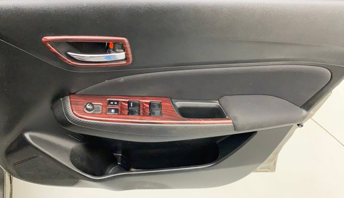 2021 Maruti Swift VXI, Petrol, Manual, 32,017 km, Driver Side Door Panels Control