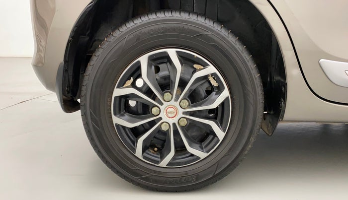 2021 Maruti Swift VXI, Petrol, Manual, 32,017 km, Right Rear Wheel