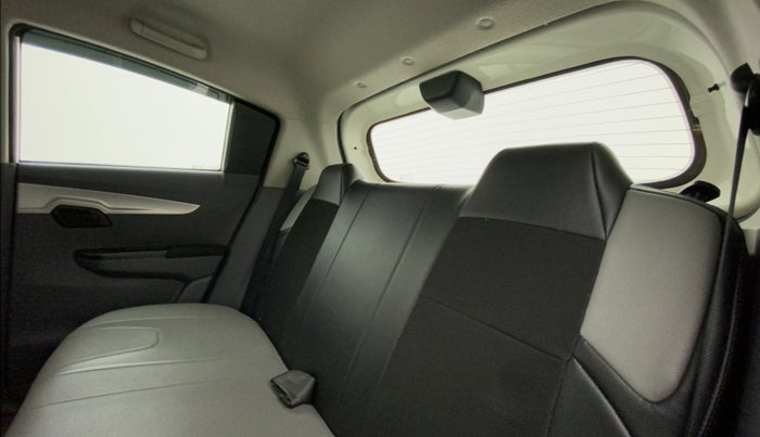 2018 Mahindra KUV 100 NXT K6+ P 6 STR, Petrol, Manual, 25,611 km, Right Side Rear Door Cabin