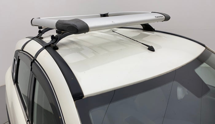 2018 Mahindra KUV 100 NXT K6+ P 6 STR, Petrol, Manual, 25,611 km, Roof