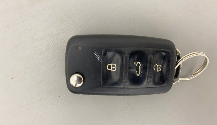 2013 Volkswagen Vento HIGHLINE DIESEL 1.6, Diesel, Manual, 70,042 km, Key Close Up