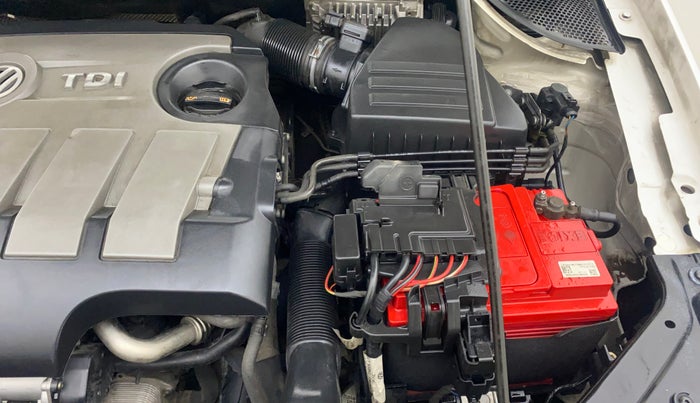 2013 Volkswagen Vento HIGHLINE DIESEL 1.6, Diesel, Manual, 70,042 km, Engine View - Left