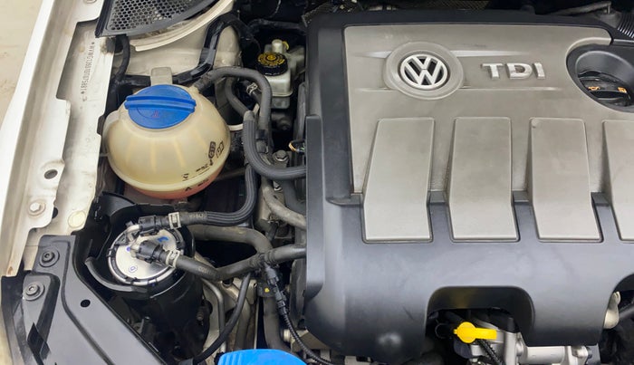 2013 Volkswagen Vento HIGHLINE DIESEL 1.6, Diesel, Manual, 70,042 km, Engine View - Right