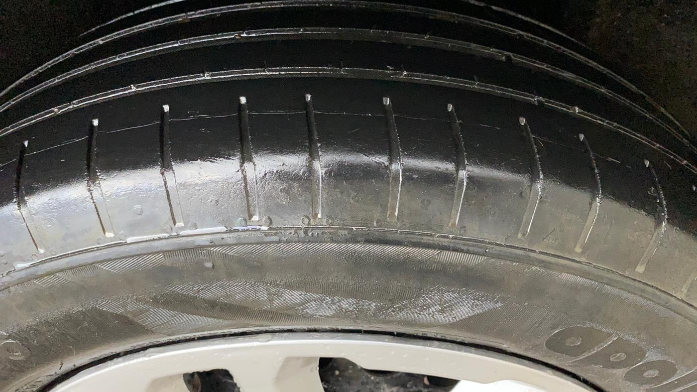 2018 Maruti Vitara Brezza VDI, Diesel, Manual, 91,743 km, Left Rear Tyre Tread
