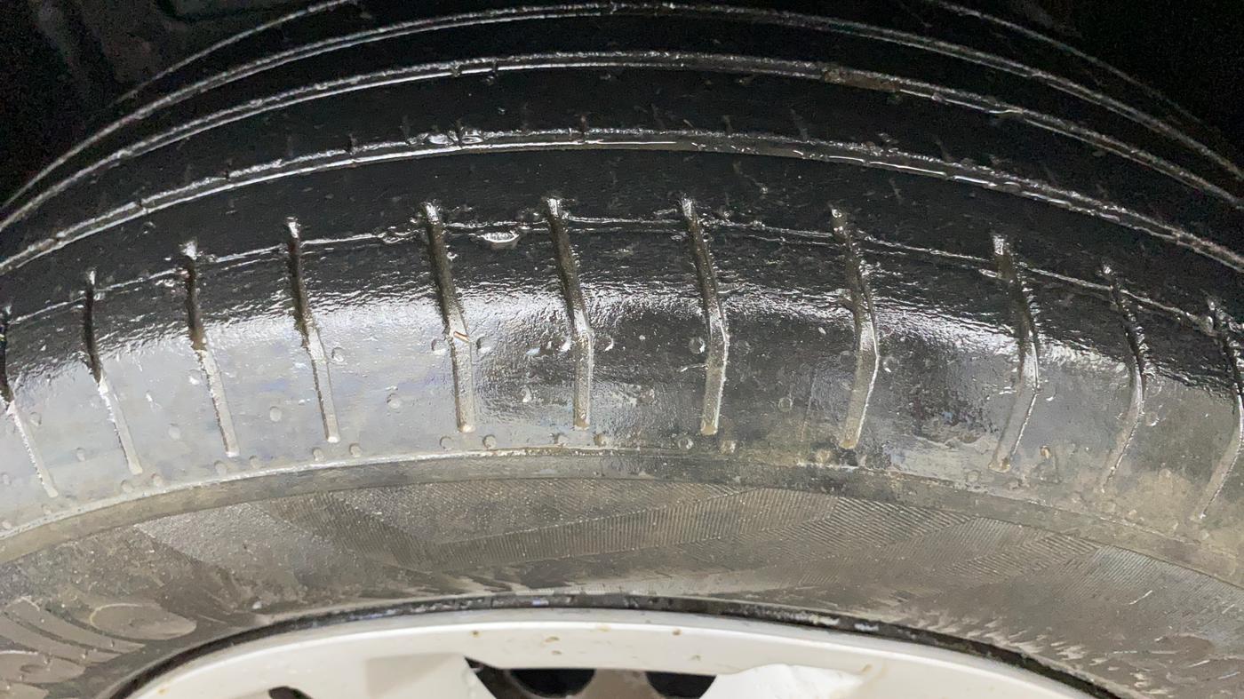 2018 Maruti Vitara Brezza VDI, Diesel, Manual, 91,743 km, Left Front Tyre Tread
