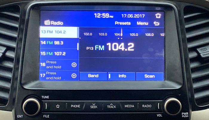 2020 Hyundai NEW SANTRO SPORTZ 1.1, Petrol, Manual, 19,168 km, Infotainment System