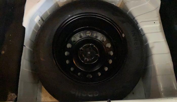 2021 Tata PUNCH CREATIVE AMT 1.2 RTN DUAL TONE, Petrol, Automatic, 31,940 km, Spare Tyre