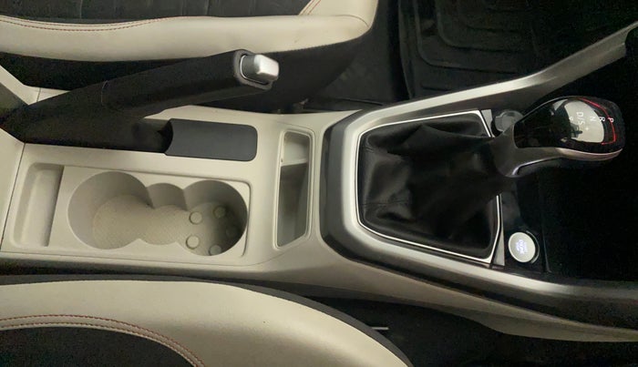2022 Volkswagen TAIGUN GT PLUS 1.5 TSI DSG, Petrol, Automatic, 31,121 km, Gear Lever