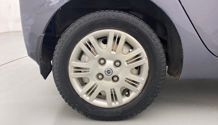 2018 Hyundai Eon ERA +, Petrol, Manual, 86,197 km, Right Rear Wheel