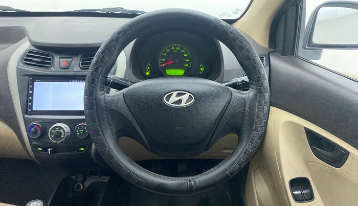 2018 Hyundai Eon ERA +, Petrol, Manual, 86,197 km, Steering Wheel Close Up