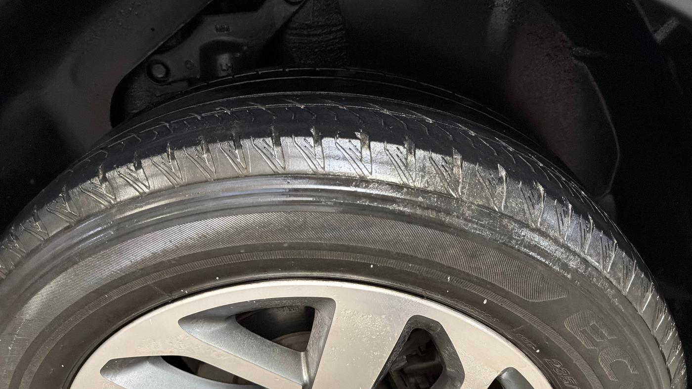 2021 Tata Safari XZ PLUS, Diesel, Manual, 45,408 km, Left Rear Tyre Tread