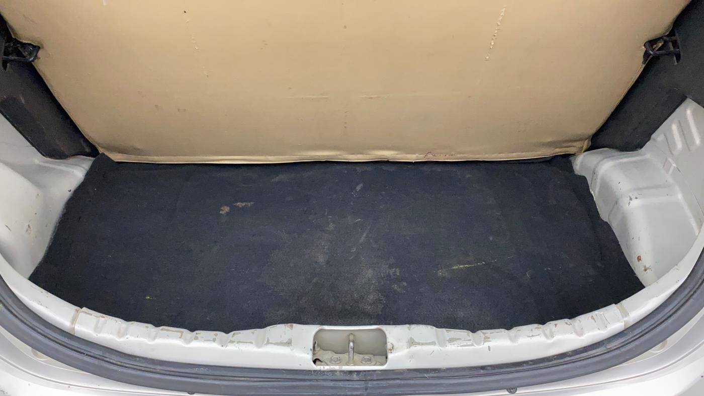 2013 Hyundai Eon ERA +, Petrol, Manual, 64,747 km, Boot Inside