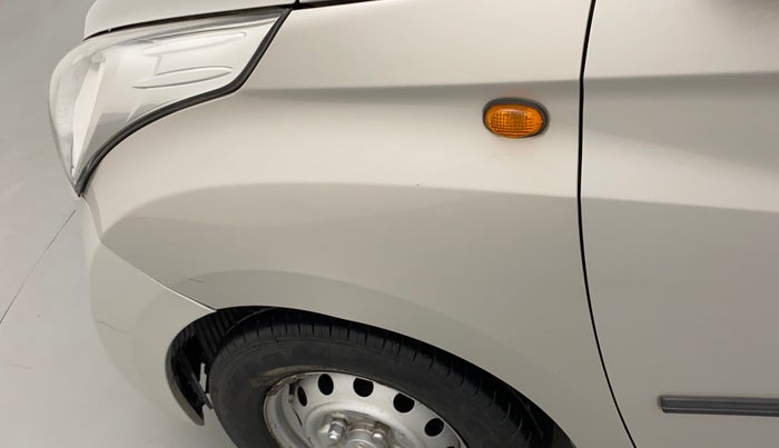 2013 Hyundai Eon ERA +, Petrol, Manual, 64,747 km, Left fender - Minor scratches