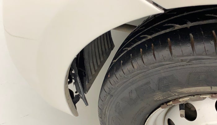 2013 Hyundai Eon ERA +, Petrol, Manual, 64,747 km, Left fender - Lining loose