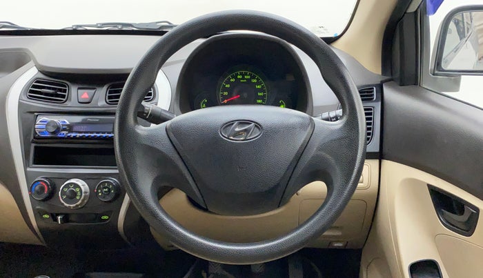 2013 Hyundai Eon ERA +, Petrol, Manual, 64,747 km, Steering Wheel Close Up