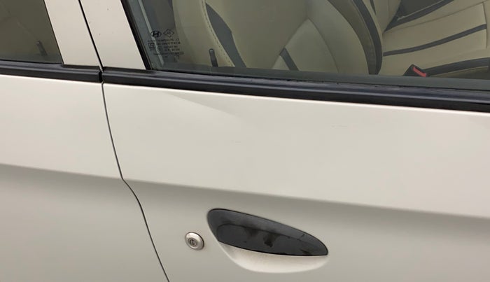 2013 Hyundai Eon ERA +, Petrol, Manual, 64,747 km, Driver-side door - Slightly dented