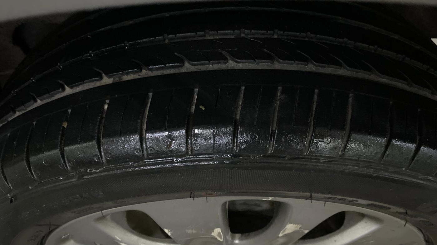 2017 Maruti Baleno ALPHA PETROL 1.2, Petrol, Manual, 68,794 km, Left Rear Tyre Tread