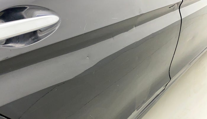 2014 Honda City 1.5L I-VTEC V MT, Petrol, Manual, 1,05,662 km, Right rear door - Slightly dented
