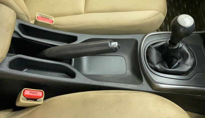 2014 Honda City 1.5L I-VTEC V MT, Petrol, Manual, 1,05,662 km, Gear Lever