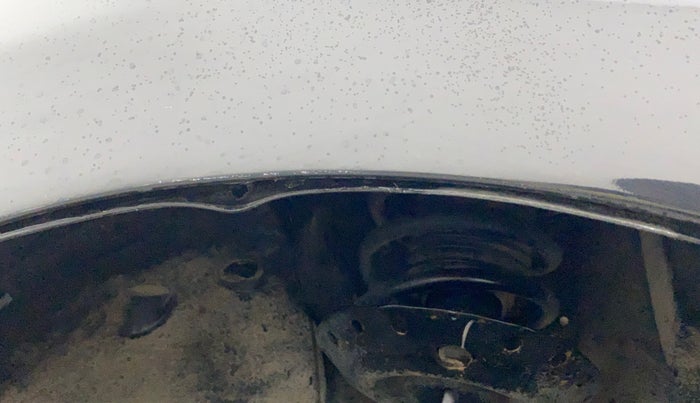 2014 Honda City 1.5L I-VTEC V MT, Petrol, Manual, 1,05,662 km, Left fender - Lining loose