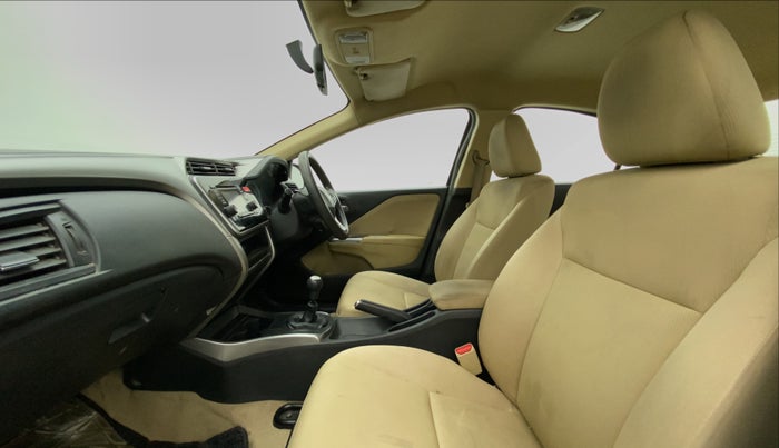2014 Honda City 1.5L I-VTEC V MT, Petrol, Manual, 1,05,662 km, Right Side Front Door Cabin