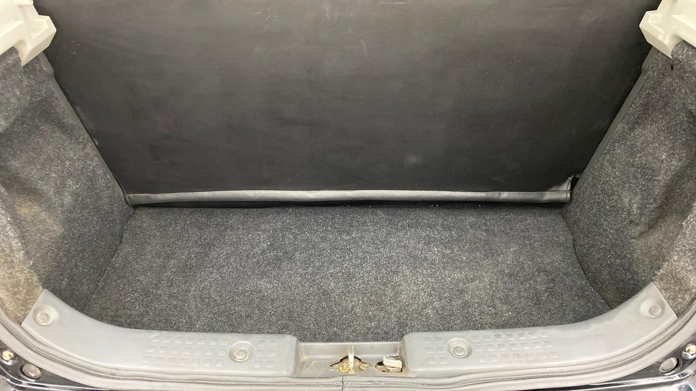 2010 Maruti Swift VXI D, Petrol, Manual, 36,650 km, Boot Inside