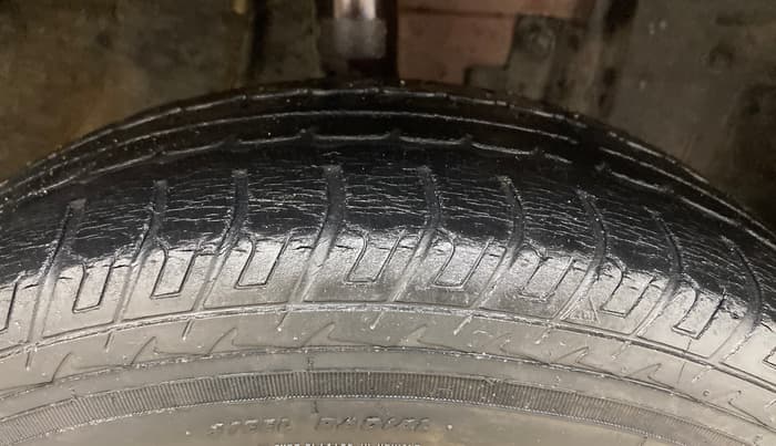2018 Datsun Go Plus T, Petrol, Manual, 44,416 km, Right Front Tyre Tread