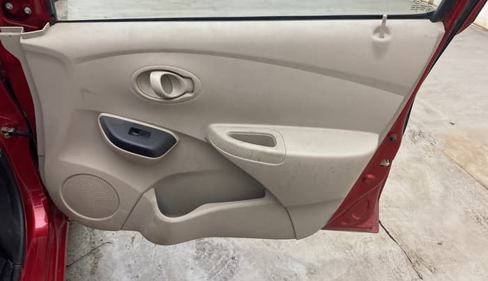 2018 Datsun Go Plus T, Petrol, Manual, 44,416 km, Driver Side Door Panels Control