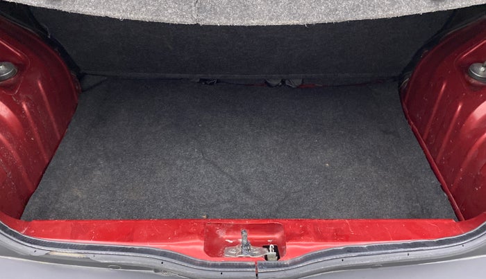 2018 Renault Kwid RXT 1.0 EASY-R AT OPTION, Petrol, Automatic, 46,807 km, Boot Inside