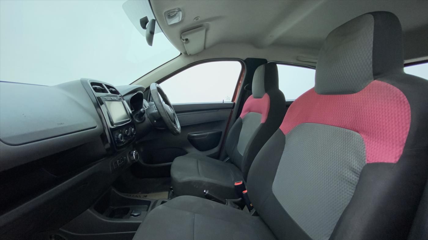 2018 Renault Kwid RXT 1.0 EASY-R AT OPTION, Petrol, Automatic, 46,807 km, Right Side Front Door Cabin
