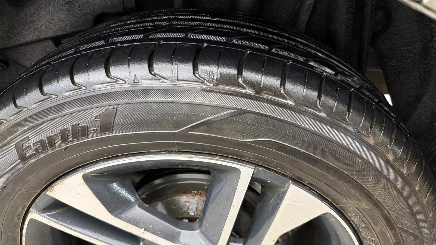 2019 Tata TIGOR XZ PLUS PETROL, Petrol, Manual, 68,316 km, Left Rear Tyre Tread
