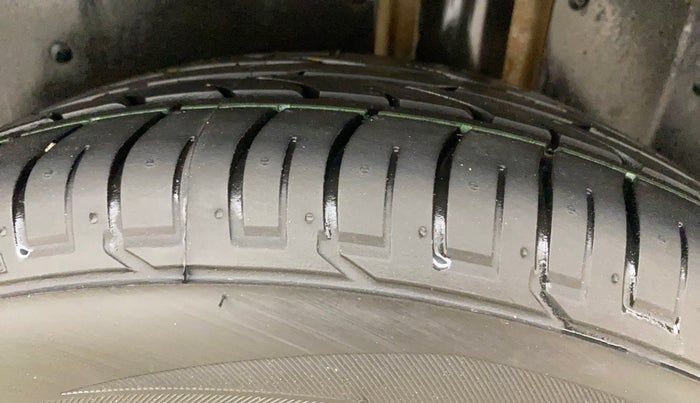 2020 MG HECTOR SHARP 1.5 DCT PETROL, Petrol, Automatic, 48,237 km, Left Rear Tyre Tread