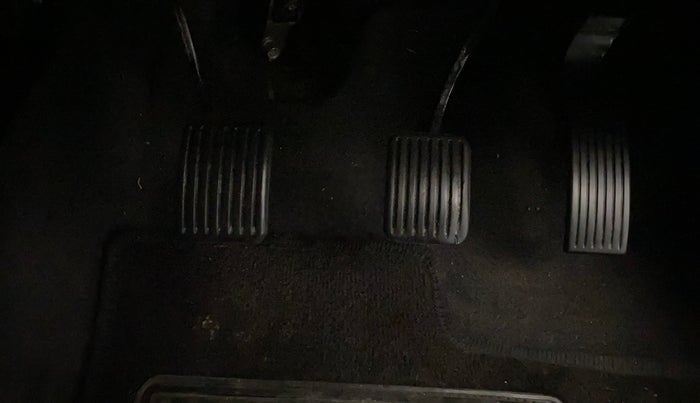 2022 Hyundai NEW SANTRO SPORTZ MT, Petrol, Manual, 23,104 km, Pedals