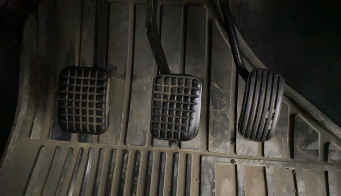 2016 Tata Tiago XZ PETROL, CNG, Manual, 68,463 km, Pedals