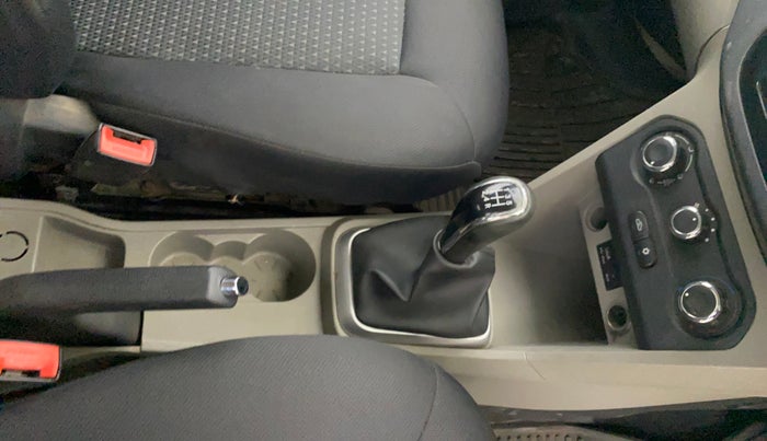 2016 Tata Tiago XZ PETROL, CNG, Manual, 68,463 km, Gear Lever
