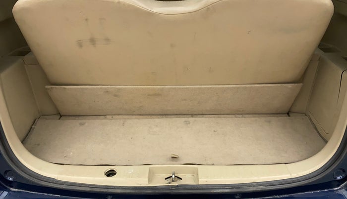 2014 Maruti Ertiga VXI, Petrol, Manual, 52,361 km, Boot Inside