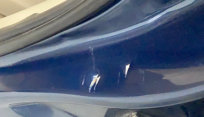 2014 Maruti Ertiga VXI, Petrol, Manual, 52,361 km, Left B pillar - Minor scratches