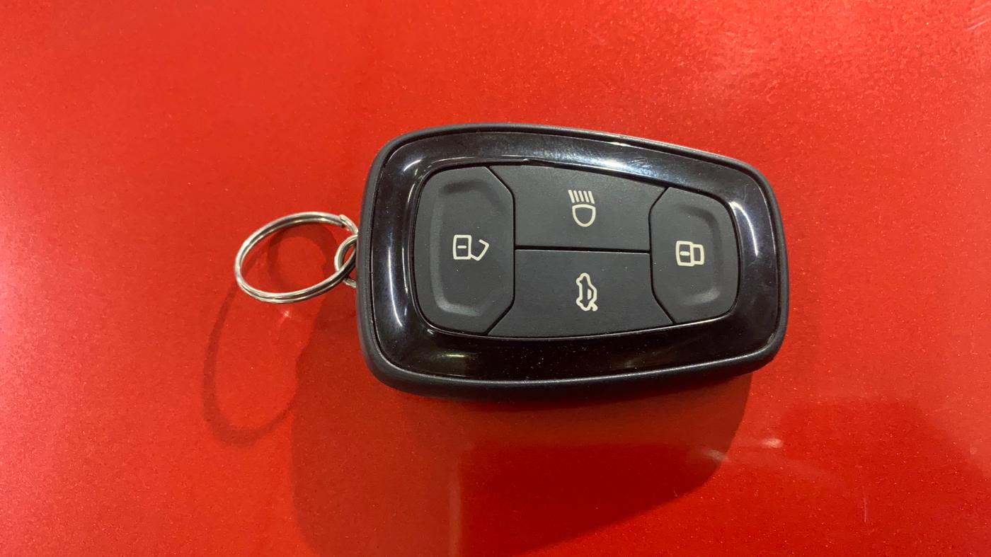 2020 Tata ALTROZ XT PETROL, Petrol, Manual, 68,396 km, Key Close Up