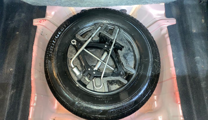 2020 Tata ALTROZ XT PETROL, Petrol, Manual, 68,542 km, Spare Tyre