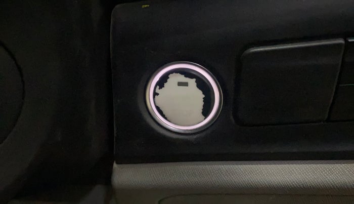 2020 Tata ALTROZ XT PETROL, Petrol, Manual, 68,542 km, Keyless Start/ Stop Button