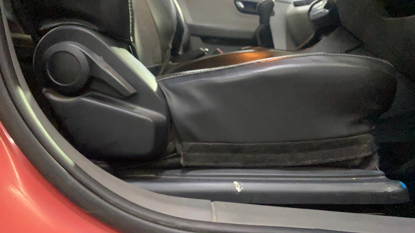 2020 Tata ALTROZ XT PETROL, Petrol, Manual, 68,396 km, Driver Side Adjustment Panel